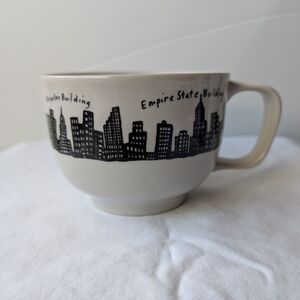 Fishs Eddy New York Highlights 212 Skyline Stoneware Large Soup Mug